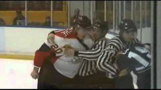 Jonathan Lavoie vs Maxim Lamarche Dec 17 2010 [upl. by Emoryt]