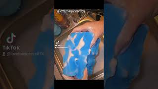 Sponge squeezing ASMR ✨🫧🩵oddlysatisfying spongesqueeze supersatisfyingspongesqueezing 💙🦋🩵 [upl. by Drapehs]