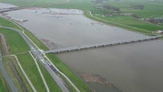 Breaking news De bypass van de IJssel loopt vol water [upl. by Anegue]