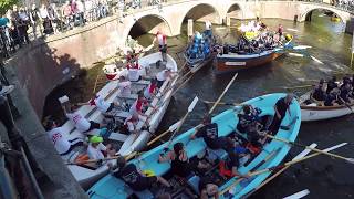 Grachtenrace 2018  Botsen klemliggen en opstoppingen in de Leidsegracht Amsterdam sloeproeien [upl. by Enovad]