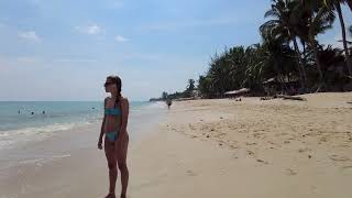 4K Walking along Lamai Beach  Koh Samui  January 2024  Beach walk in Thailand [upl. by Sivet760]