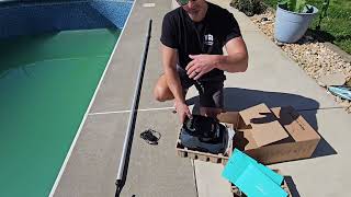 Aiper Scuba SE SelfParking Brilliance for Effortless Pool Maintenance Check it out [upl. by Bourne]