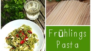 Spaghetti mit FeldsalatPesto amp gerösteter Paprika  vegan [upl. by Aisiram246]