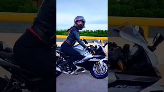 Yamaha FZ1 vs FZ150 [upl. by Aremaj465]