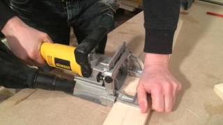 Lamelleuse Dewalt DW682 [upl. by Mastic]