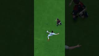 Giroud 9MilanCARDINAL MISTAKE OF THE GOALKEEPER goals shortvideo shortsvideo shorts fc24 [upl. by Sivrahc]