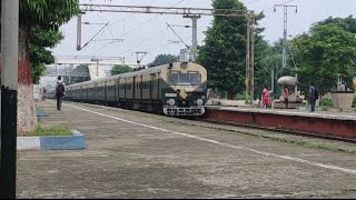 Asansol  Burdwan Local Train Arriving and Departing at Durgapur Station [upl. by Yddet935]