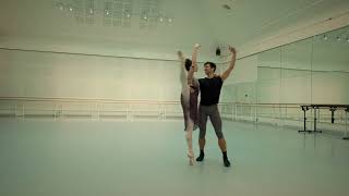 Manon pdd with Marianela Nunez and Roberto Bolle [upl. by Yoc]