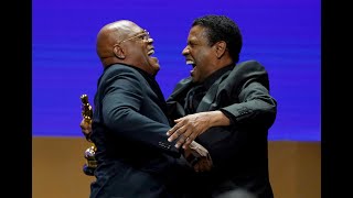 Samuel L Jackson Receives Honorary Oscar from Denzel Washington  94th Academy Awards  2022 Oscars [upl. by Genna]