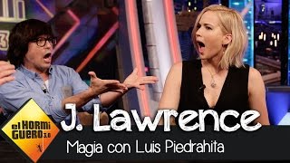 Jennifer Lawrence hace magia con Luis Piedrahita  El Hormiguero 30 [upl. by Terrye]