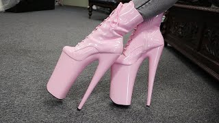 Review Walking In 10 Inch Pleaser Beyond1020 Pink High Heel Ankle Boots Unboxing By Amanda Blanks [upl. by Helyn]