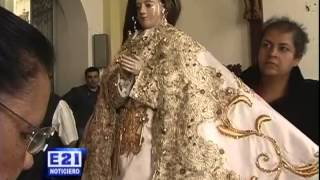 Realizan cambio de vestuario a nuestra santísima Virgen del Sagrario [upl. by Niras]