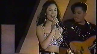 Selena Quintanilla  La Carcacha Siempre En Domingo  1992 [upl. by Araik]