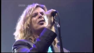 David Bowie  quotHeroesquot Glastonbury 2000 [upl. by Oby]