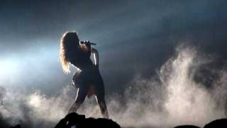 Beyoncé Ft JayZ Crazy In Love Live from London [upl. by Gapin598]