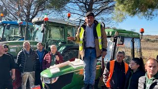 Protestano gli agricoltori del Vastese «Siamo strozzati da tasse e gasolio alle stelle» [upl. by Aicak]