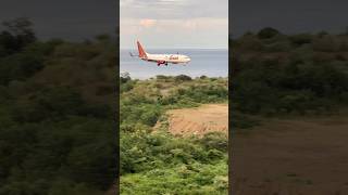 Landing dan Take Off Pesawat Terbang Lion Air Citilik Garuda Indonesia dan Batik Air Labuan Bajo [upl. by Ecirpak]