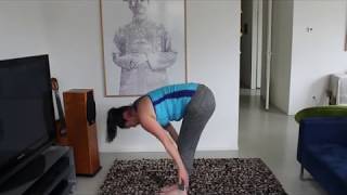 Singing while doing Yoga 2 Sun SalutationMariettas Lied Korngold [upl. by Atinus87]