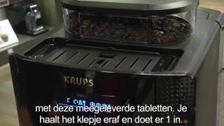 Krups EA815E espressomachine Review [upl. by Eivod]