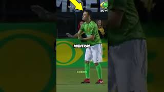 El tipo le suplicó a Neymar 🤣 [upl. by Peednama]