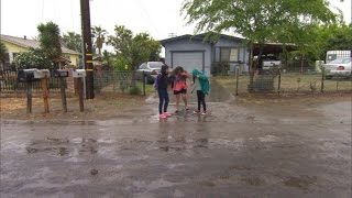 California Drought Leaves One Town Looking Like a 21st Century Dustbowl [upl. by Eniagrom]