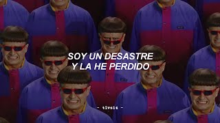 Oliver Tree  Life Goes On Vídeo Oficial  Letra en Español [upl. by Thielen]