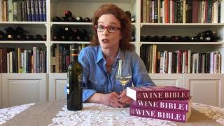 The Wine Clip Know Albariño  6 Key Facts [upl. by Asnarepse]