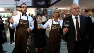 Vinitaly 2013 Flashmob Emilia Romagna Libiam ne lieti calici [upl. by Aryamoy831]