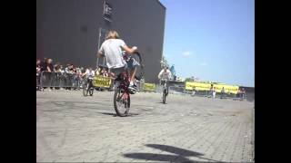 Oldtimerbazar Sosnowiec  MTB Stunt [upl. by Airbmak]