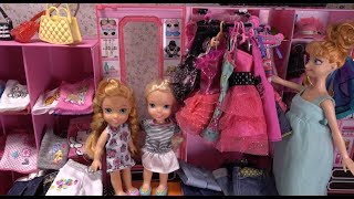 Elsa and Anna toddlers at Barbies boutique new dresses accessories and customized clothes [upl. by Woolcott194]