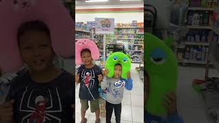 WAKA WAKA😅🤣🙈 turmadapakaraka funnyshorts funny humorlucu ngeshortsbareng [upl. by Newg]