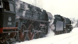 Was ist schöner als ein Schnellzug mit einer 015 im Schnee ein Zug mit zwei 015 [upl. by Cummine]