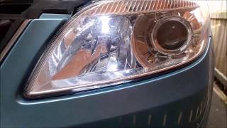 How to replace a headlight bulb in Skoda Fabia Skoda Roomster [upl. by Frieder7]