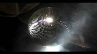 16 Inch Mirror Ball by Eagles Eye Lighting GQ004wmv [upl. by Lucila]