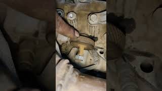 Chevrolet Beat diesel engine timing🧑‍🔧🤔🤔majnumechanic shorts viralshort Chevrolet Beat [upl. by Odraleba]