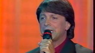 Herve Vilard  La vie est belle  le monde est beau  Live1995 [upl. by Karna44]