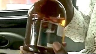 Caught on camera Bootleggers homedeliver alcohol in Gujarat [upl. by Ynotna]