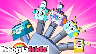 Robot Finger Family Song  Childrens Favorite Sing Along Rhymes [upl. by Porta]