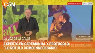 RUBÉN GAVALDÁ analizó el BESO de JAVIER MILEI a FÁTIMA FLÓREZ en el ESCENARIO [upl. by Acirderf]