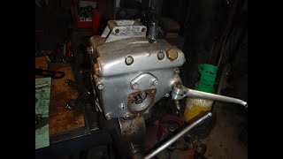 Velocette gearbox internals and kickstart  layshaft issues discussed [upl. by Griswold]