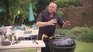 BBQvideo Een houtskoolBBQ doven [upl. by Nyloj]