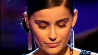 Nelly Furtado  Try live [upl. by Eeslek]