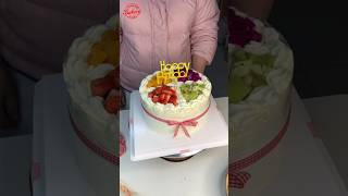 Less cream cake decorating fruits🍇 cake decorating🤗shorts trending cake cakedesign viralvideo [upl. by Sevein634]