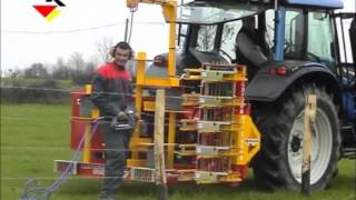 Machine à dérouler et poser les barbelés RABAUD [upl. by Camus134]