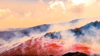 Volcano eruption Etna Attività Effusiva 29 maggio 2022 [upl. by Ennaihs]