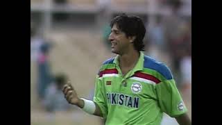 World Cup 1992 Match 16 India v Pakistan  Sydney Highlights [upl. by Lenad]