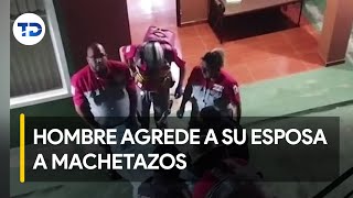 Buscan a hombre que agredió a machetazos a su esposa [upl. by Killoran]