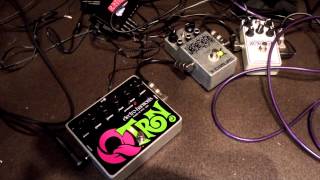 ElectroHarmonix QTron  エレクトロハーモニクス QTron をベース＆ディストーションで試奏しました [upl. by Ilyak]