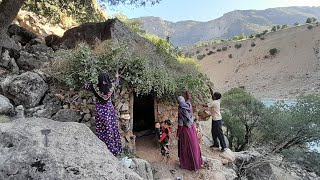 Nomads make a Roof for their Hut and it turns out so Beautiful Nomads in Iranian Mountains [upl. by Cleave540]