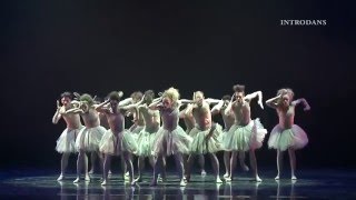 Introdans Ensemble voor de Jeugd  Sapperdeflap  zo 17 januari in de Agnietenhof [upl. by Eikcin]